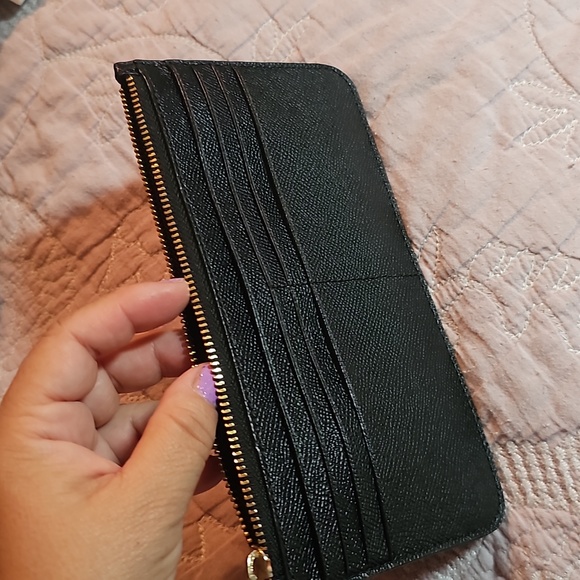 COACH BLACK PEBBLE LEATHER WRISTLET COACH - Picture 8 of 8